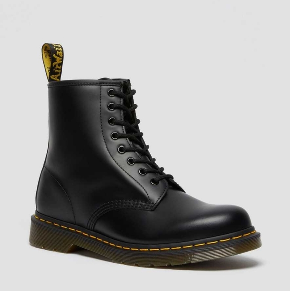 Dr. Martens Other - NIB - Dr. Martens Smooth Leather Lace Up Boots (Mens Size 10 / Women's Size 11)